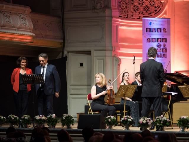 Gala annuel de la Fondation du Rein 2017. Arrivée d'Anne Roumanoff et Richard Berry.